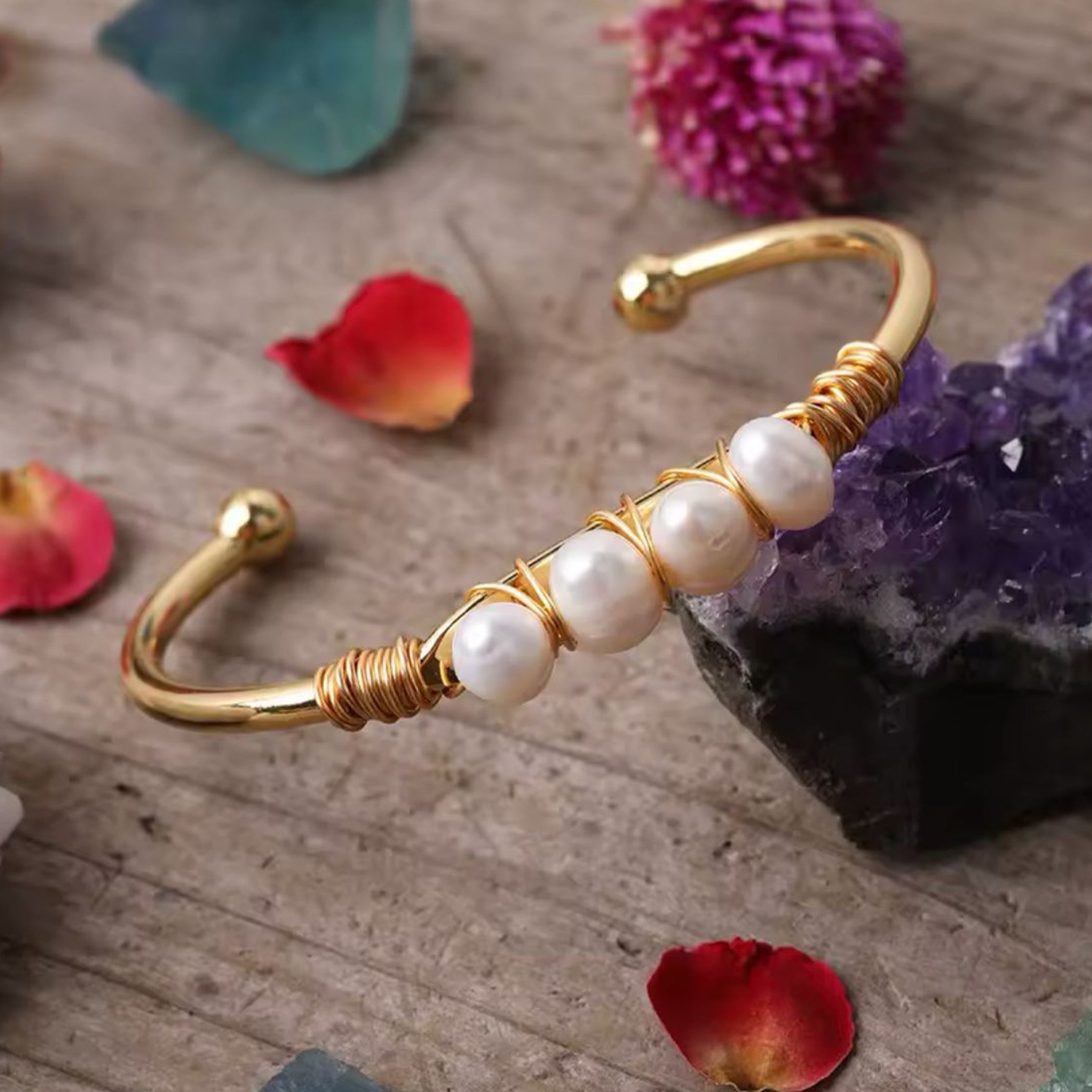 Natural Pearl Gold Plated Bracelet