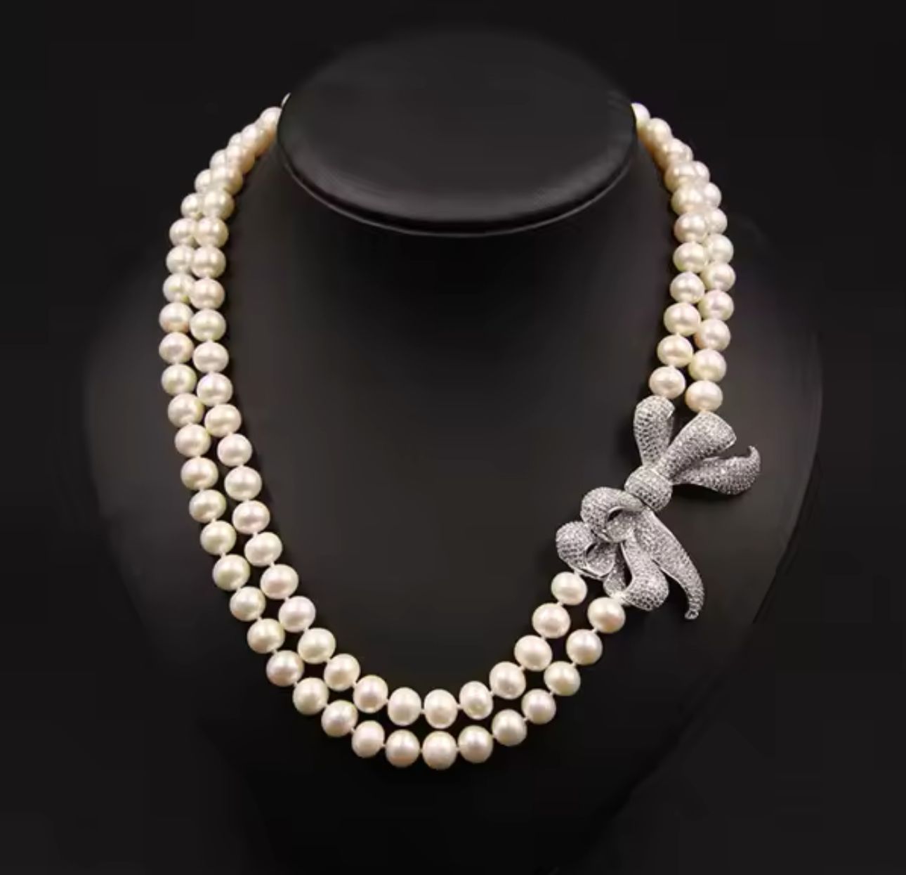 Natural Pearl With Design Necklace