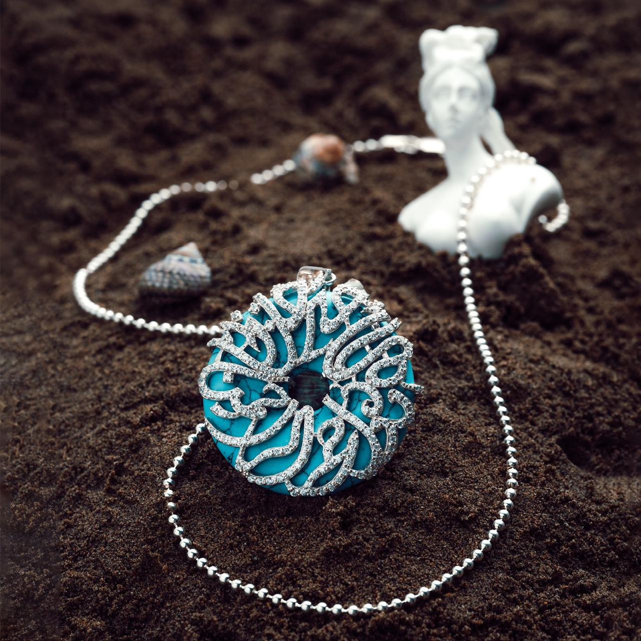 Donut Turquoise Stone With Silver Design Necklace
