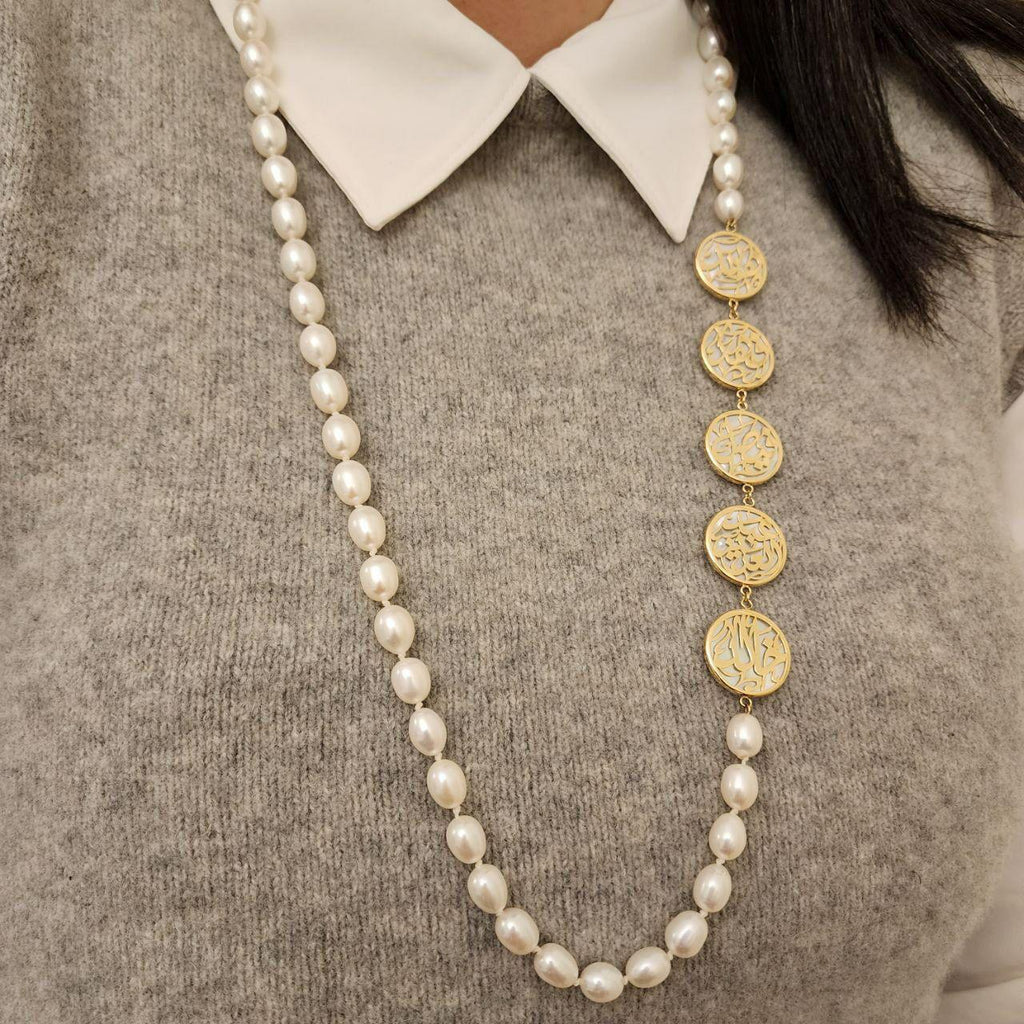 Gold Family Names Design with Natural Pearl Necklace
