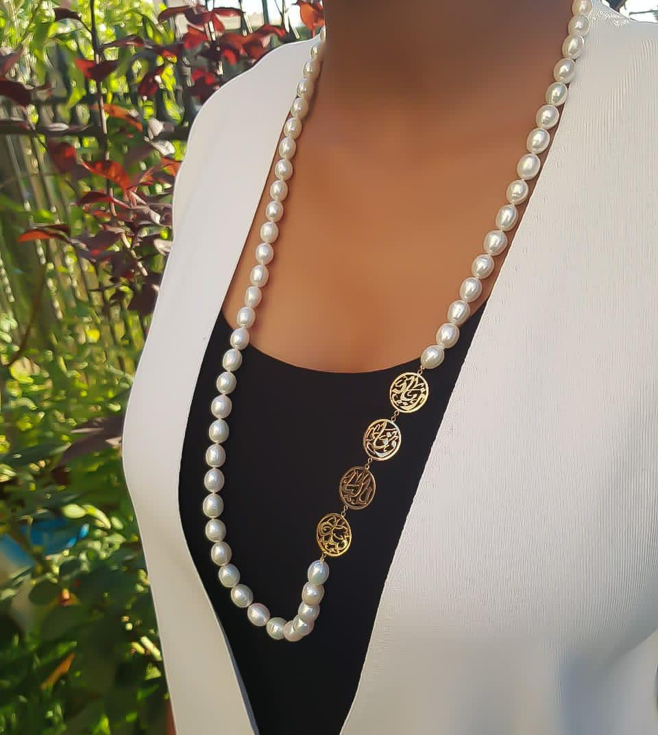 Gold Family Names Design with Natural Pearl Necklace
