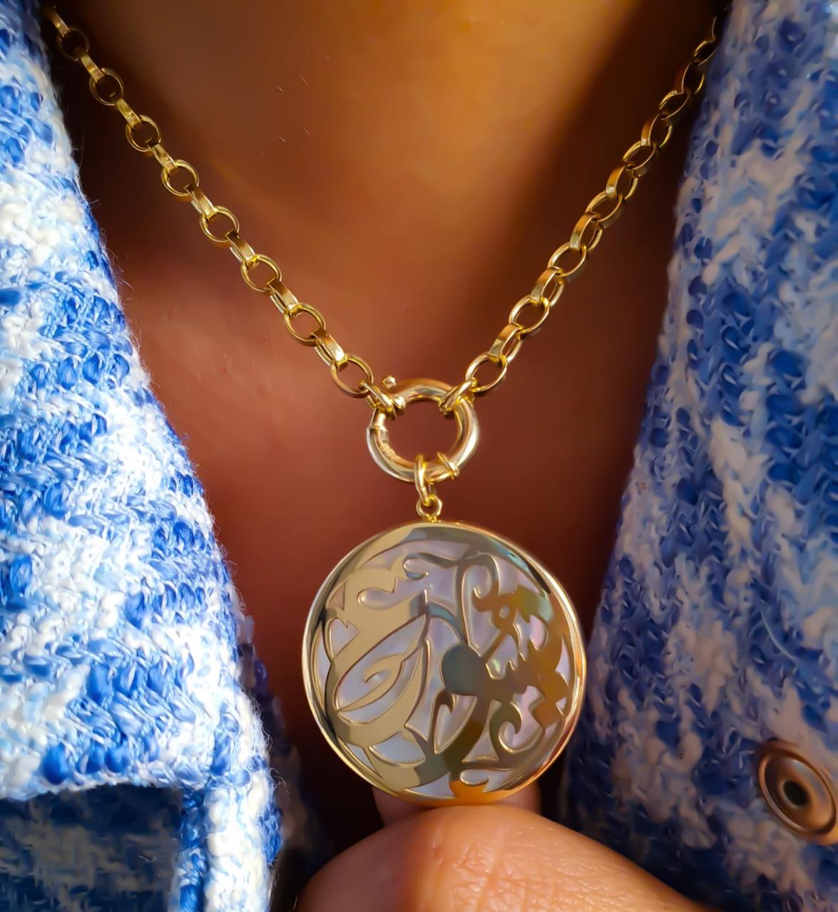 Gold Name Design with Mother of Pearl Necklace