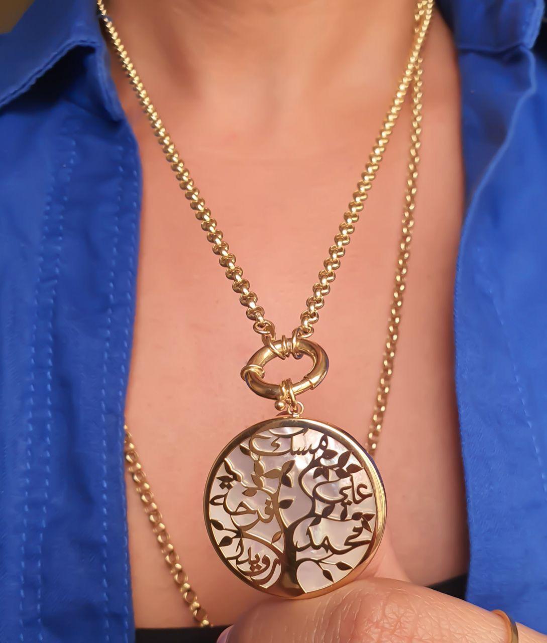 2⚪️Gold Tree Family Design with Mother of Pearl Necklace