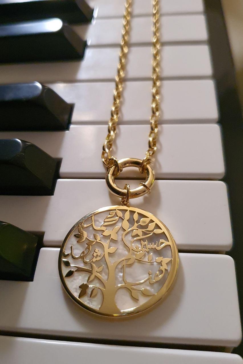 2⚪️Gold Tree Family Design with Mother of Pearl Necklace