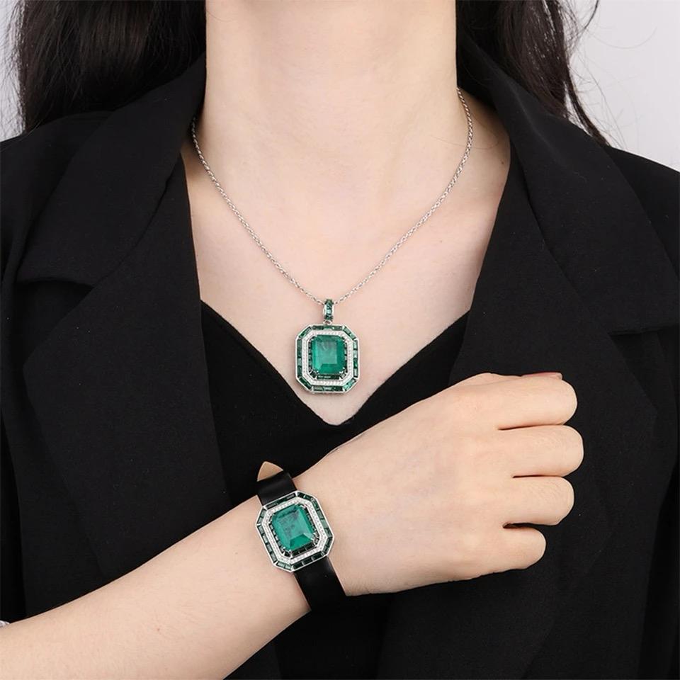 Emerald Natural Stone with Italian Silver Necklace