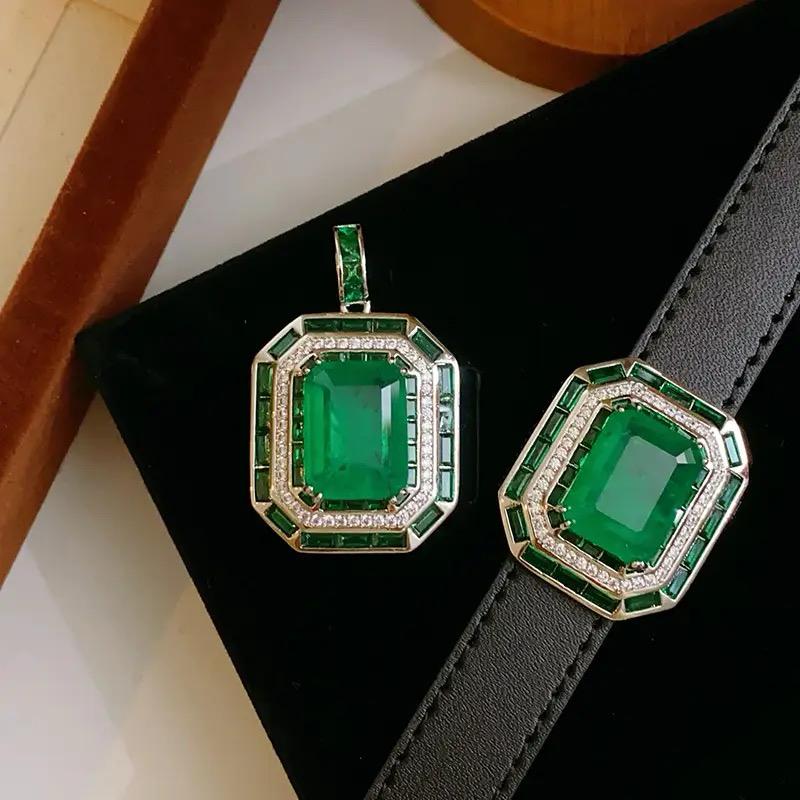 Emerald Natural Stone with Italian Silver Necklace