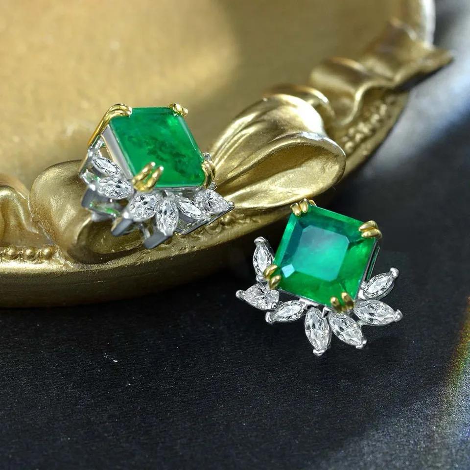 Emerald Stone Design Earrings