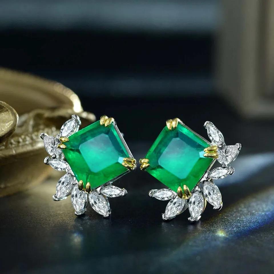 Emerald Stone Design Earrings