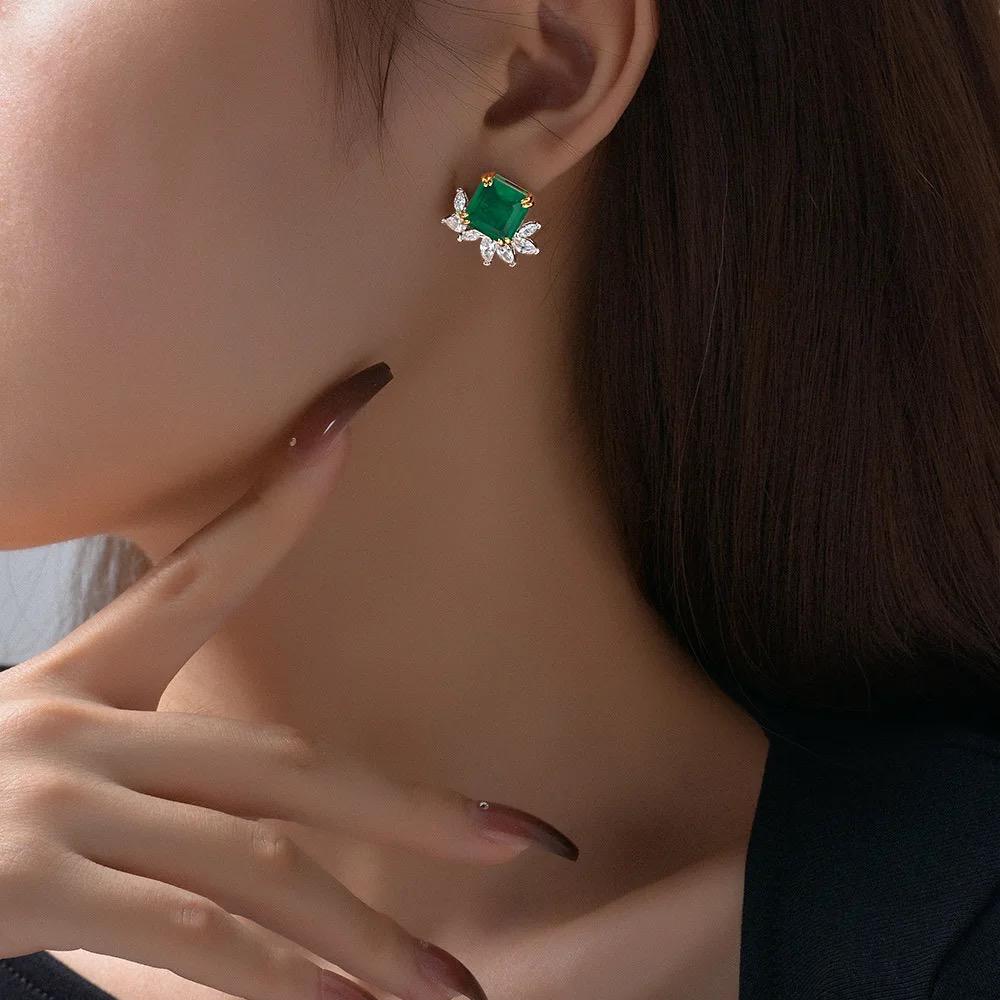 Emerald Stone Design Earrings
