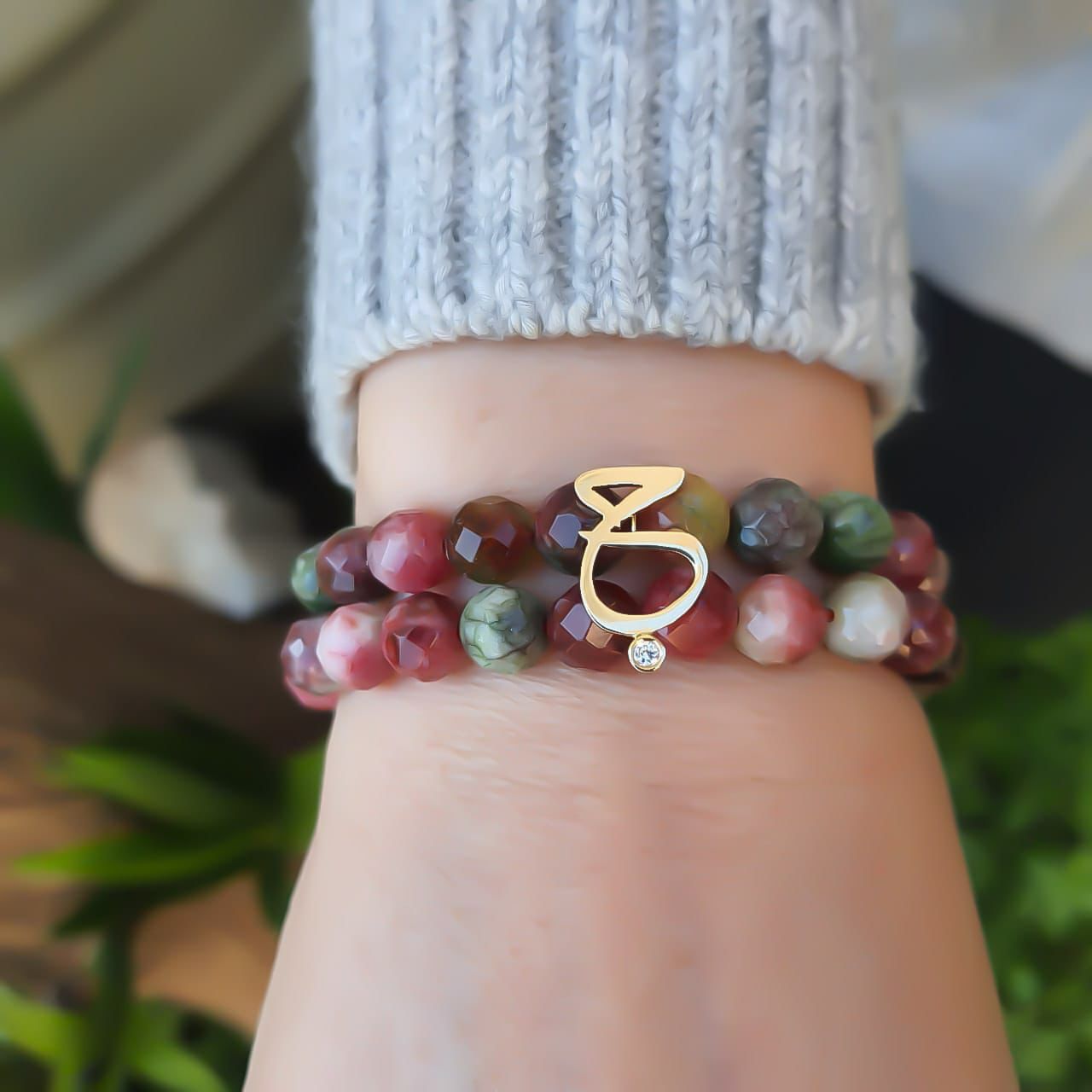 Gold (حب) Design with Stone Bracelet