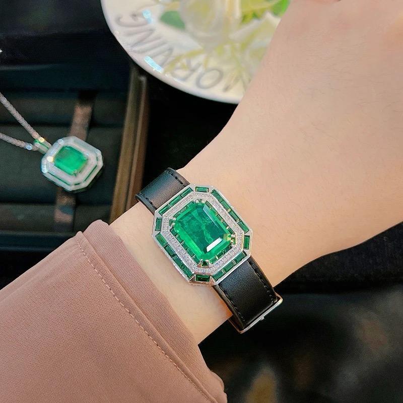 Emerald Natural Stone With Italian Silver and Leather Design Bracelet