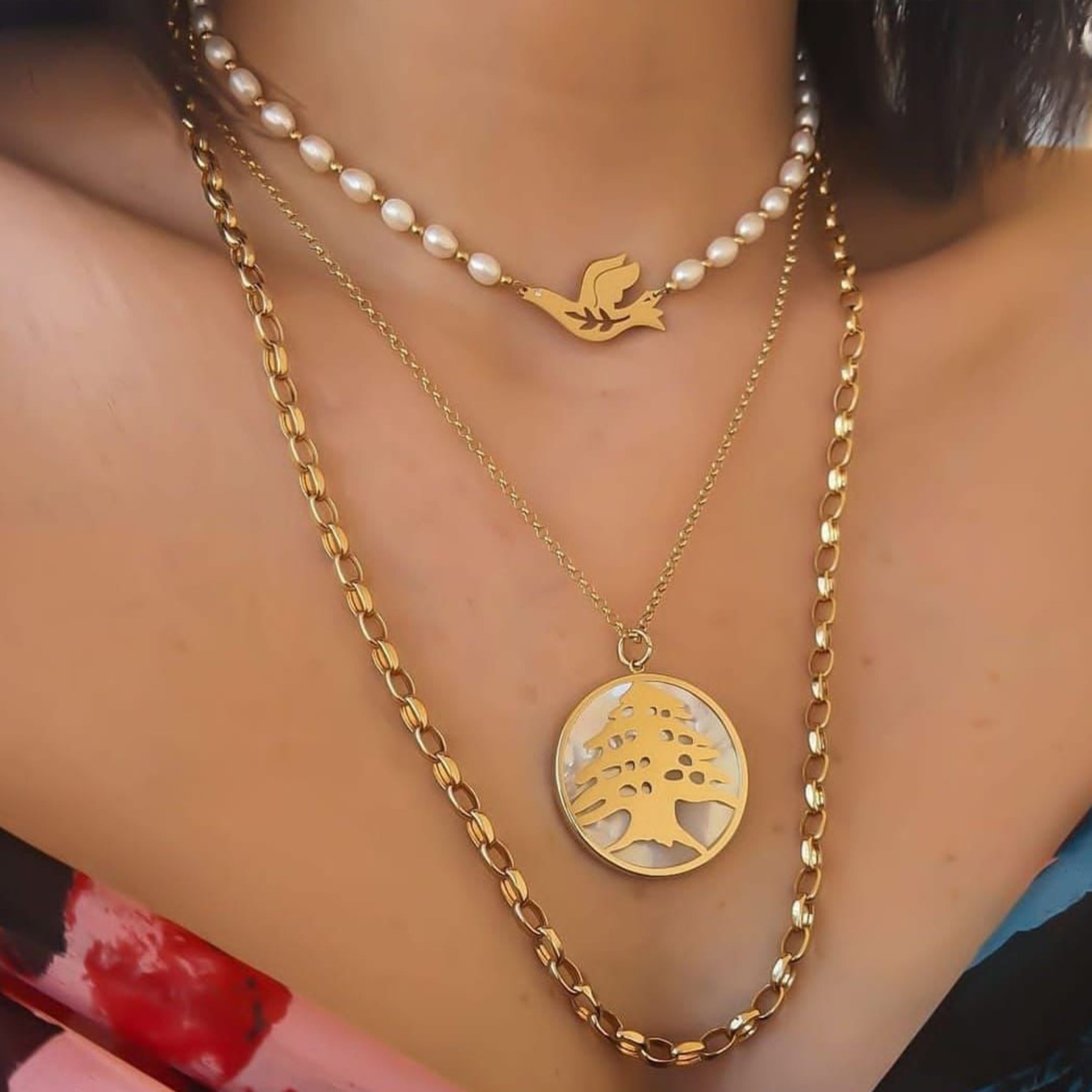 Gold Design With Natural Pearl Necklace